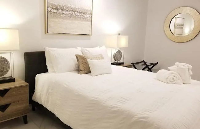 7 BR-Sleeps 15! Famous Lakefront by YouRent! - Foto 7