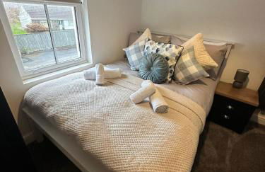 3 Bed house near Tenby with Hot Tub - Photo 14