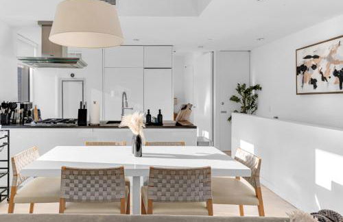 Lavish Two-Story Retreat in the Heart of Manhattan - Foto 36