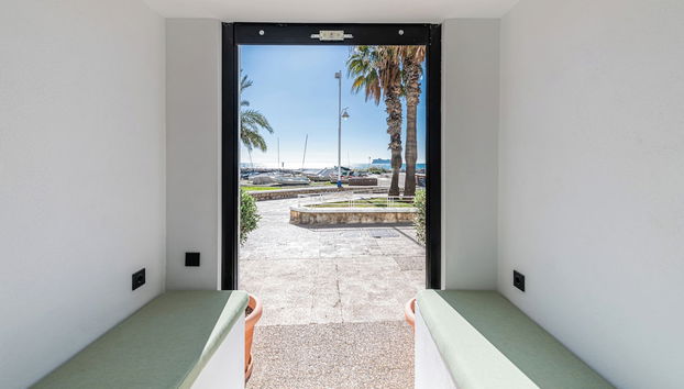 Pedregal Beachside Villa in Malaga by Solaga Holiday Homes - Photo 2, Interior entrance