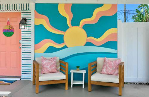 5 min Beaches~Mini Golf~Pool Table~Pets~KING BED + - Foto 44