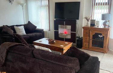 Kingfisher Cosy Lakeside Lodge - Foto 17