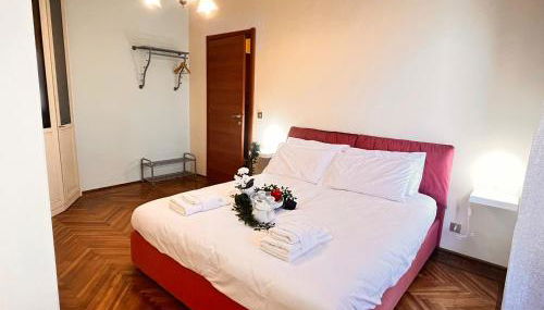 sky apartment a due passi dalla stazione - Photo 5