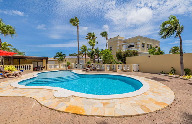 Island Escape Lrg Private Backyard Pool Patio - Photo 24