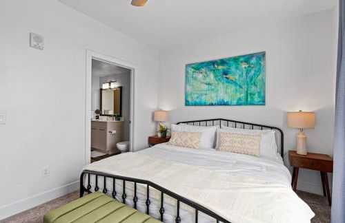 Gorgeous Central City 2BD 2BA - Foto 36