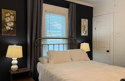 Updated Vintage Oasis, Near Downtown & Stadiums, Huge Yard - Foto 68