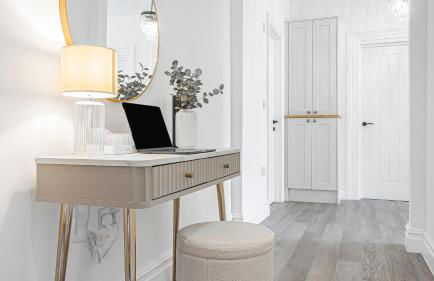 Elegant Garden Apartment, Private Parking & EV Charger, Walk to Town - Foto 34