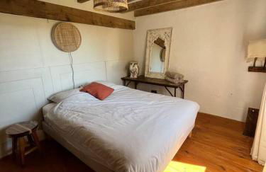 Relax in this privately located farmhouse - Foto 21