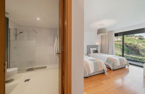 Pool, sun and sea View - Villa das Quebradas - Foto 46