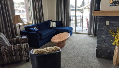 Large Winter Park Condo overlooking Hideaway Park! - Photo 2