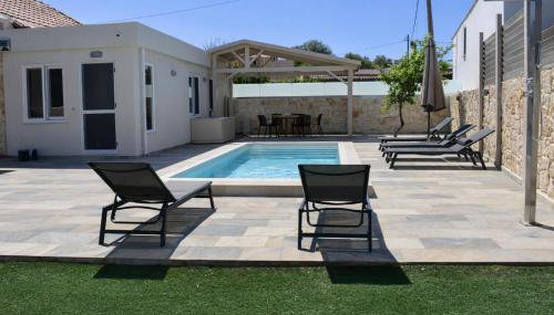 The Well, Stavros - Foto 3