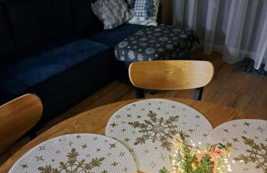 SOLEK, Apartamenty hotelowe i pokoje gościnne ze śniadaniem, przyjazne zwierzętom, wyjątkowe, z widokiem na Jezioro Jamno i w bardzo bliskiej odległości od morza - Foto 17