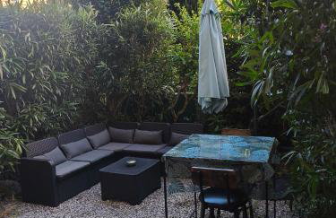Home2Sea - Piscine, Jardin, studio cabine, 1 canapé lit convertible 2 ADULTES, 1 lit superposé triple 3 ENFANTS ou ADOS - Foto 15