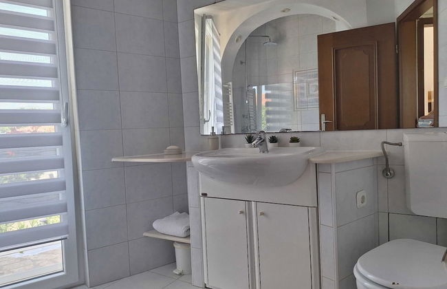 Sea View Apartment Povljana - Foto 9