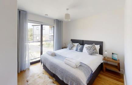 Lakeside property with spa access on a nature reserve Beaumont Village 25 BV25 - Photo 10