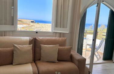 Vistas al mar en primera linea - Photo 12