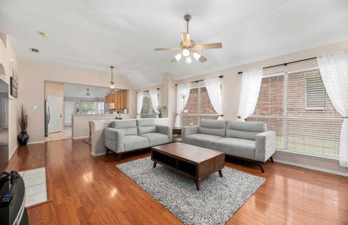 Relaxing 3BR 2BA Oasis - Hot Tub & 5 Beds! - Foto 21