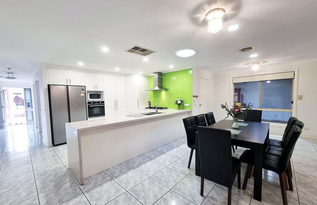 5 Bedrooms Spacious Home - Foto 2