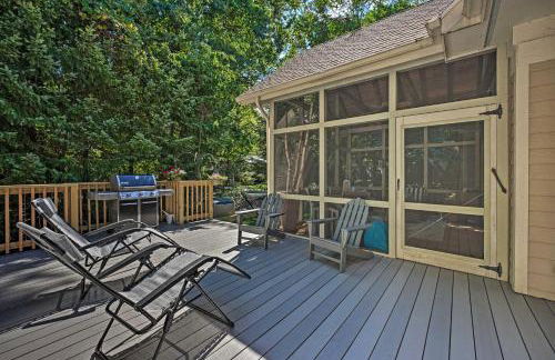 Luxury Family Home with Deck, Swim Spa and Grill! - Foto 33