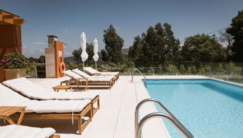 Souto Village - by RowdHouses - Private Pool & Lemon Farm - Foto 5