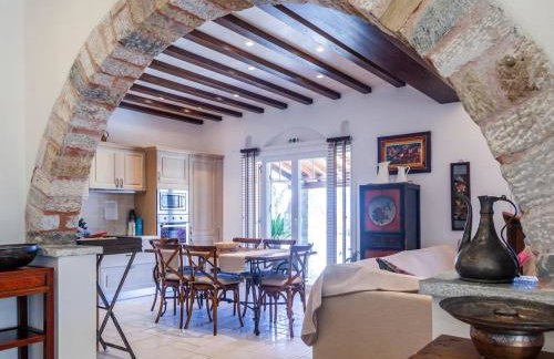 Skopelos luxurious villa "Aloupi" - Foto 10