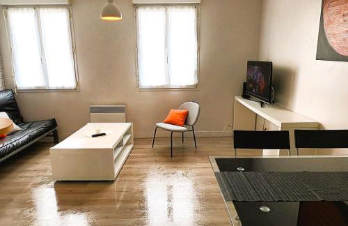 Chez Auguste - T2 spacieux - wifi - tv - Foto 7