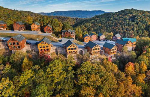 Epic Mountain Views, Hot Tub, Game Room, Sleeps 10 - Foto 73