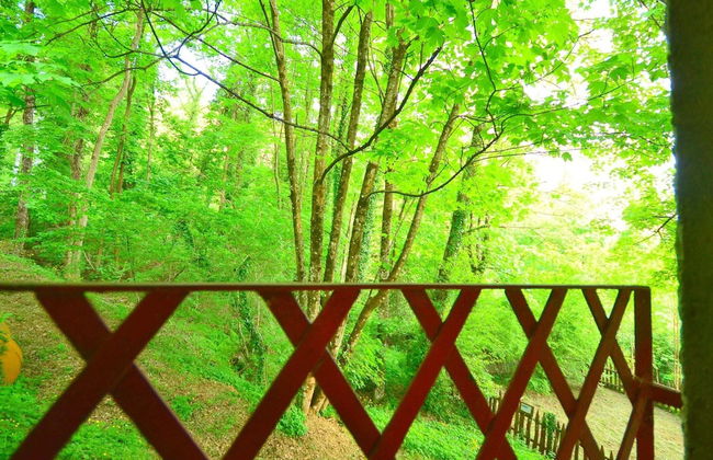 Holiday Home With Shared Pool - Photo 31