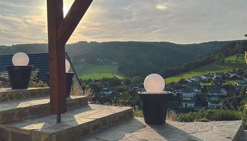 Ferienwohnung Aussicht mit Panoramablick und Terrasse - Foto 1