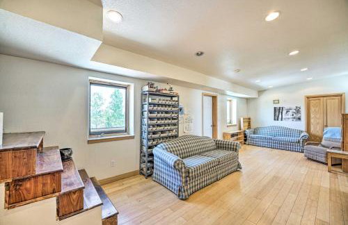 Lakefront Country Home with Waterslide and Trampoline! - Foto 15