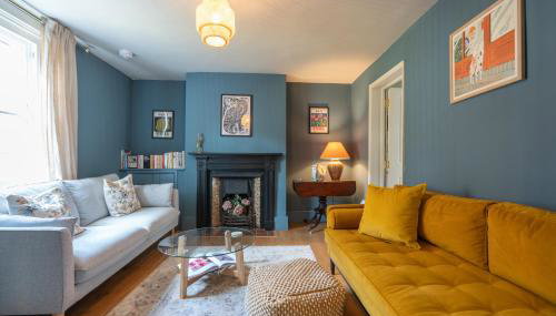 Spacious City-Centre House near Train Station & Business School, with Garden - Foto 3