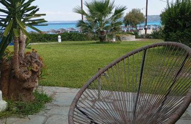 Sunset Beach House Posseidi - Photo 65