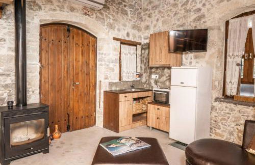 Amplades Vasilia - Photo 9