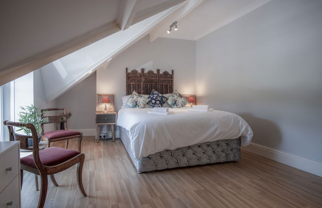 Langland Road - 2 Bedroom Town House - Photo 2