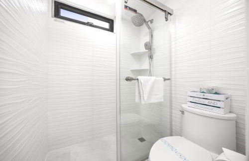 Diamond Head and Ocean views with King Bed and Parking - Foto 100