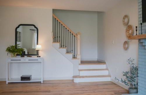 Annapolis Charm Waterfront Getaway Near USNA - FISH & CRAB from your PRIVATE PIER! - Foto 9