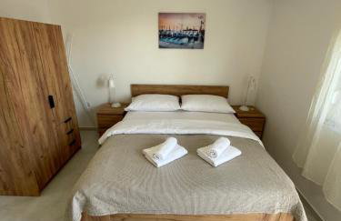 Modern Studio Apartment Tome with Terrace, Free Parking & Wi-Fi, Zadar - Foto 1