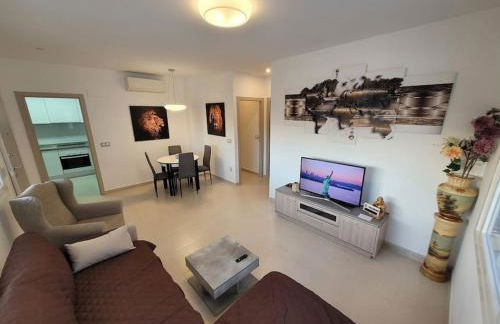 Chalet adosado acogedor Busot - Foto 1