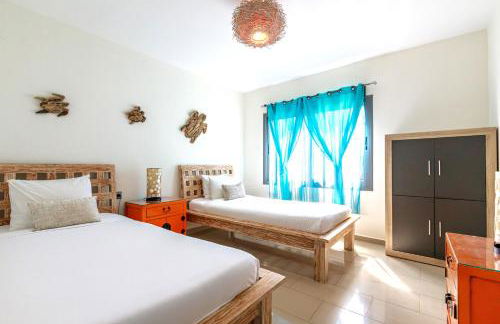 Luxus Villa mit 5 Schlafzimmern, Heated Pool, PS4, Fitnessraum - Foto 34