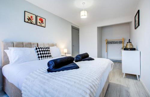Modern 2 Bed in High Wycombe by ARP Homes, Ideal for Families or Business, Free Parking - Foto 10