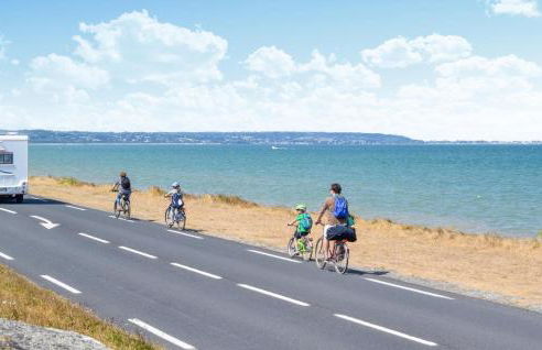 Nice Home In Quettehou With Kitchen - Foto 35