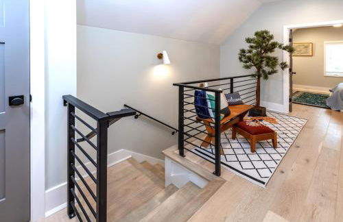 Heart of Brevard Hideaway - Walk/Bike to Downtown! - Foto 25