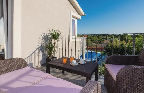 Four-Bedroom Holiday Home In Skradin-Dubavice - Foto 18