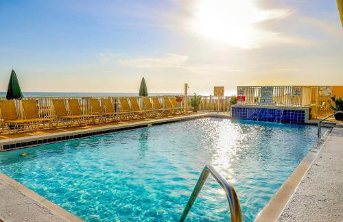 14th-floor oceanfront condo with ocean view pool & hot tub access WiFi & W&D - Foto 2