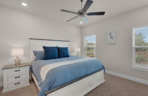 Sea Haven at Serenity - New large home with Golf Cart and game room just mins from Beach! - Foto 6