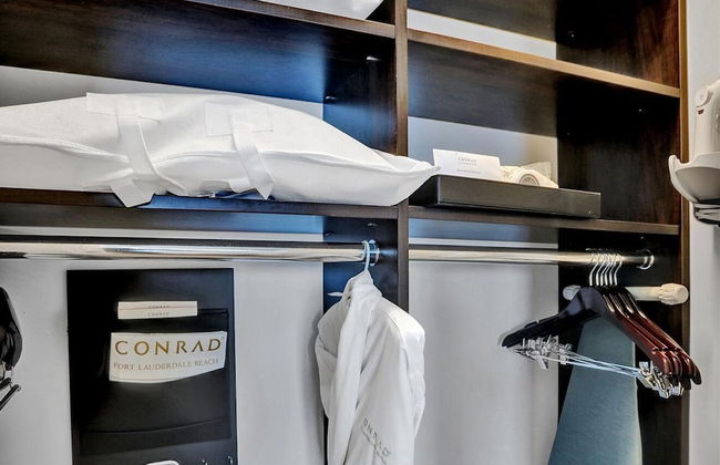 Stunning Beachfront Luxury- Your Perfect Getaway! - Photo 14