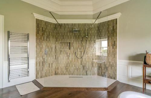 Earnshill House - Photo 11