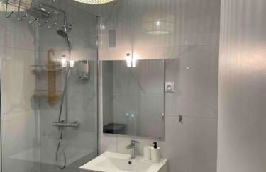 Appartement design pour 6 pers dans le centre de Salon de Pce - Proche Fontaine Moussue - Foto 7