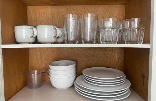 Contemporary 2-Bedroom Rental Unit - Foto 15