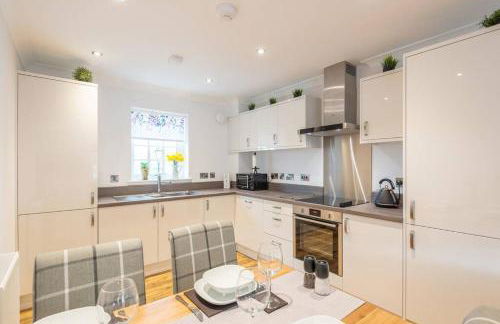 Stylish & Modern Apartment - Photo 17